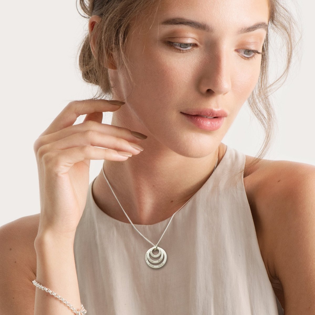 9ct White Gold Triple Disc Personalised Family Necklace - Love Silver Jewellery