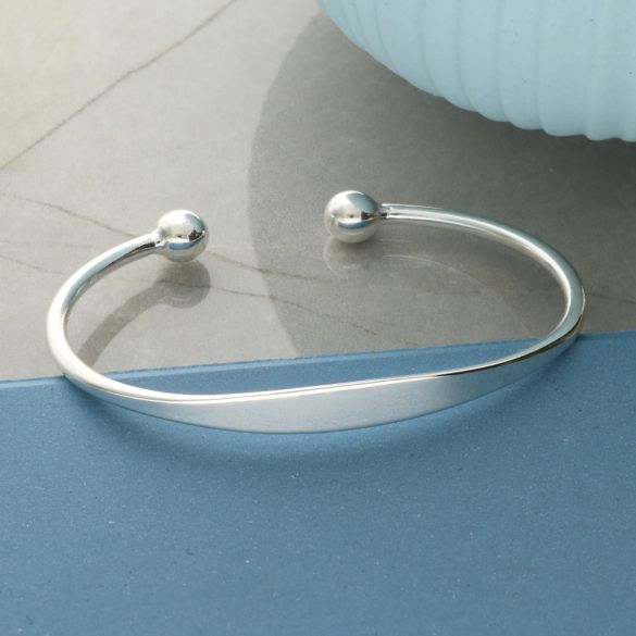 Sterling Silver Baby and Small Child Torque Bangle With Optional Engraving - Love Silver Jewellery