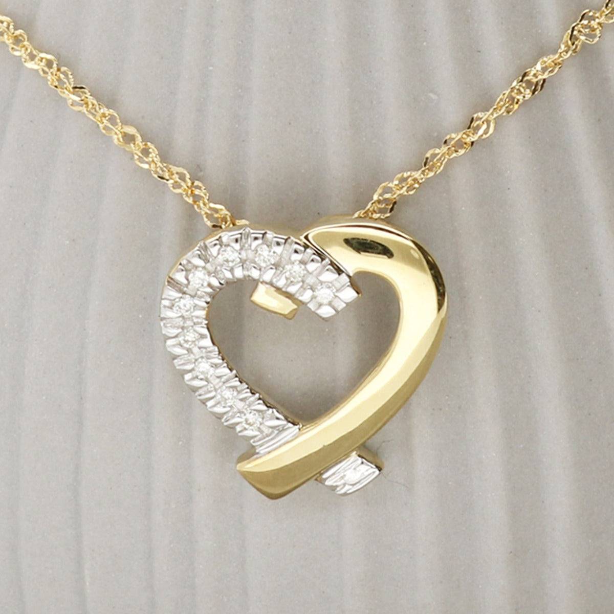 9ct Yellow Gold Diamond Set Heart Pendant & Chain