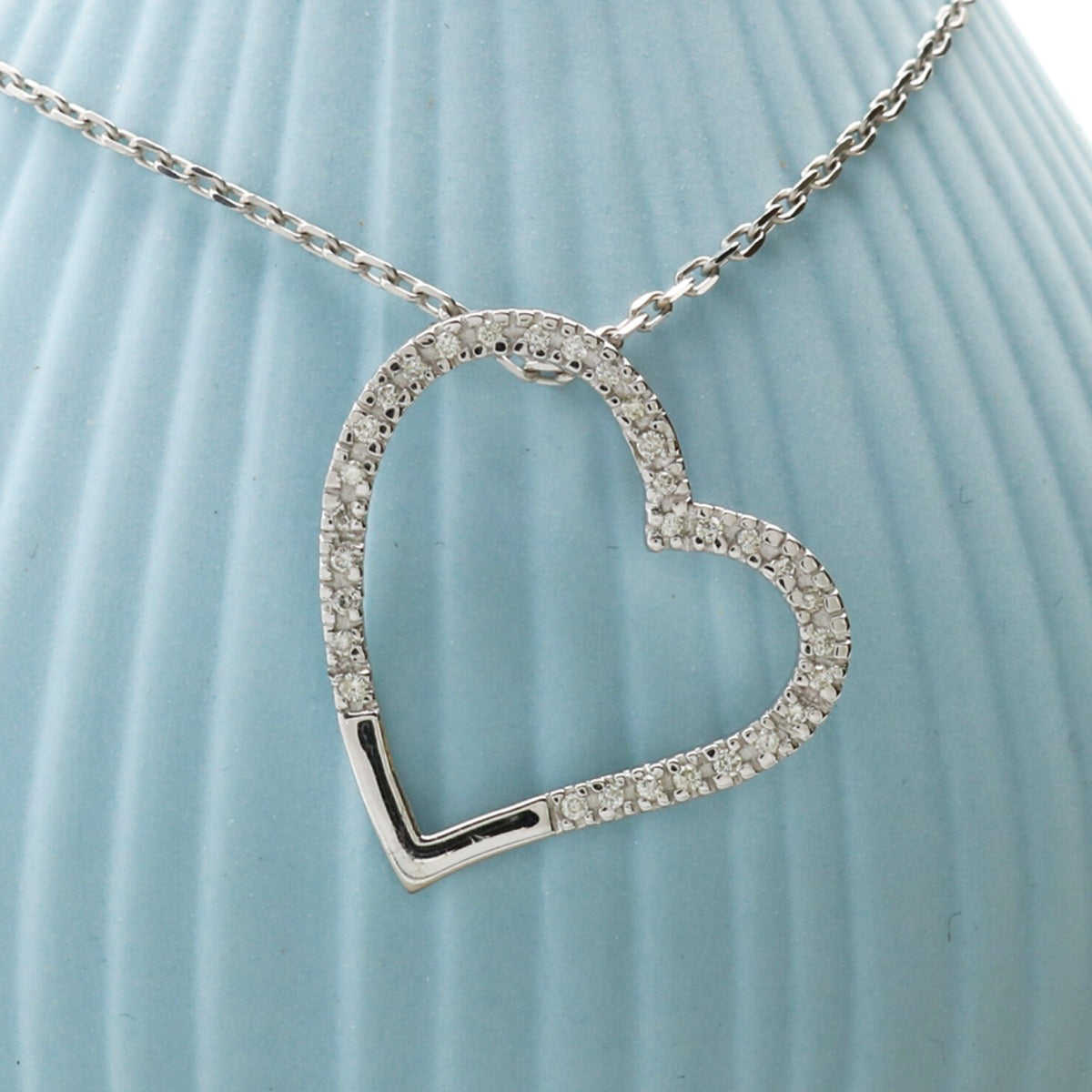9ct White Gold 0.12ct Diamond Set Heart Necklace