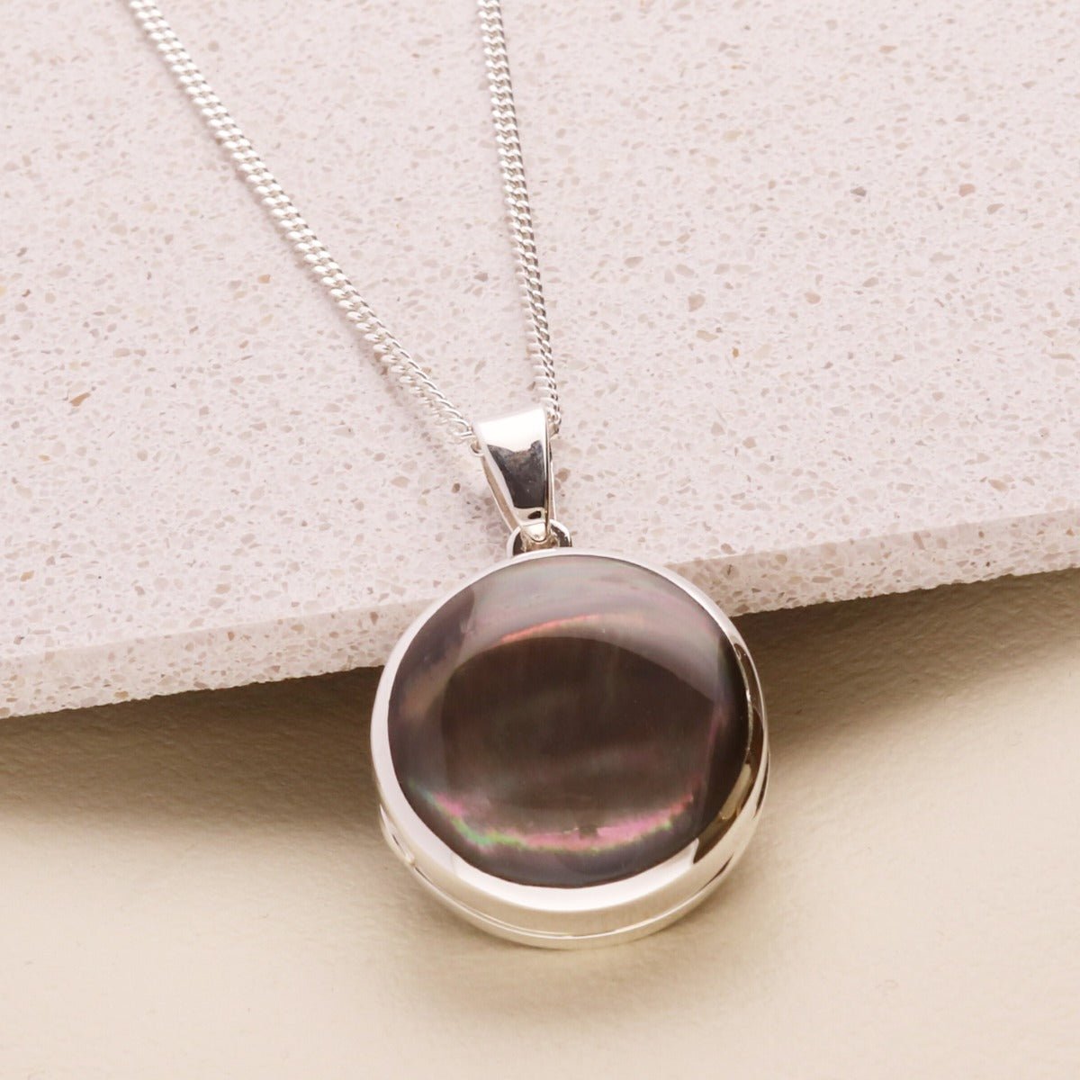 Sterling Silver Round Black Mother Of Pearl Locket With Optional Engraving & Chain - Love Silver Jewellery