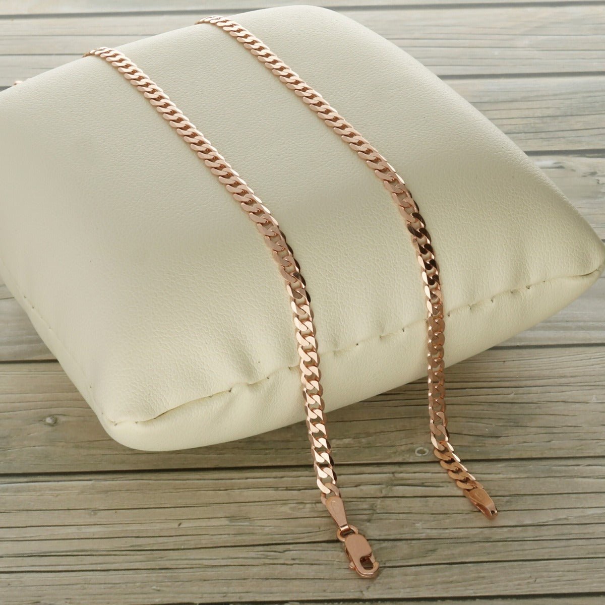 9ct Rose Gold Plated 3.2mm Diamond Cut Curb Chain - Love Silver Jewellery