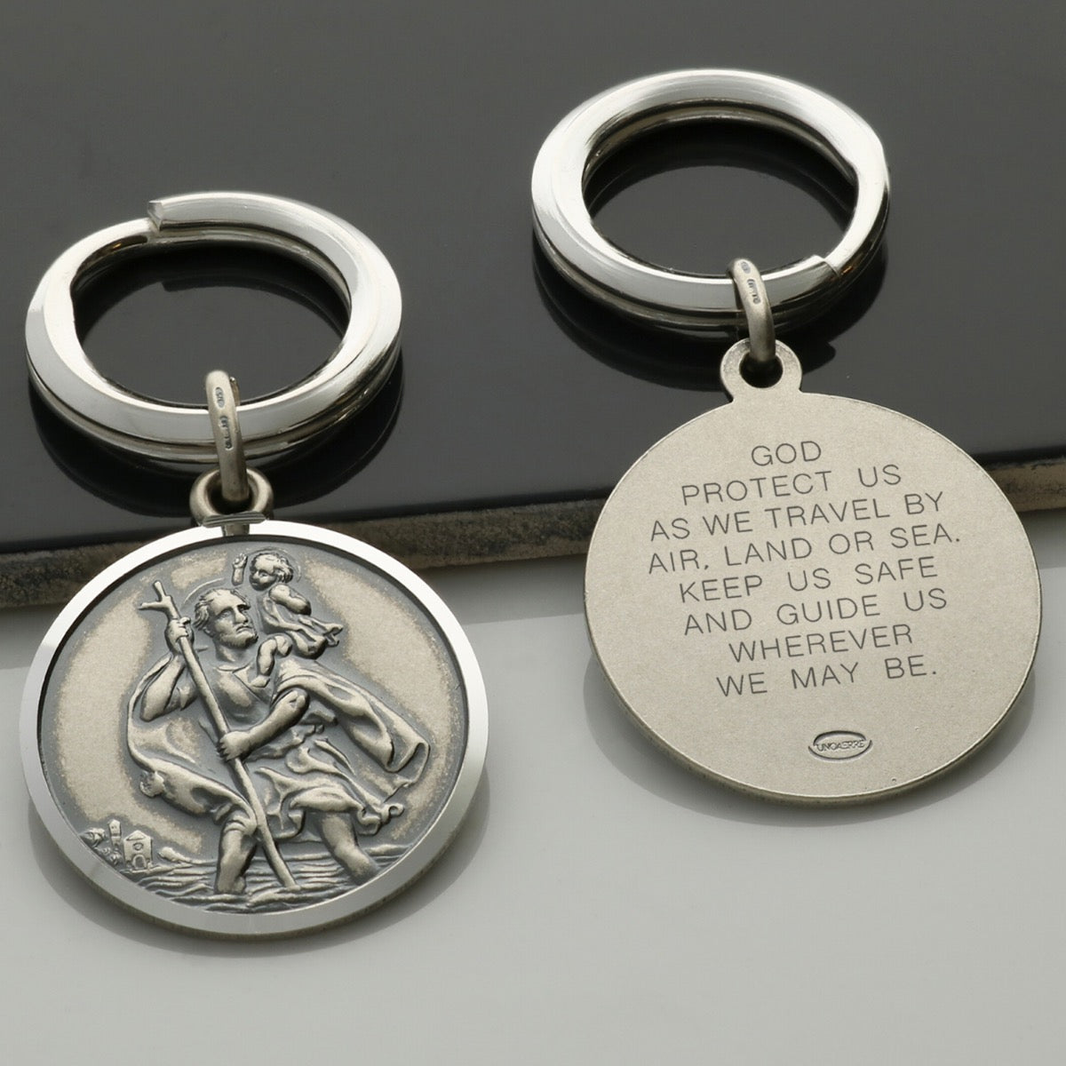 Antique Finish Sterling Silver 27mm St Christopher Keyring With Travellers Prayer