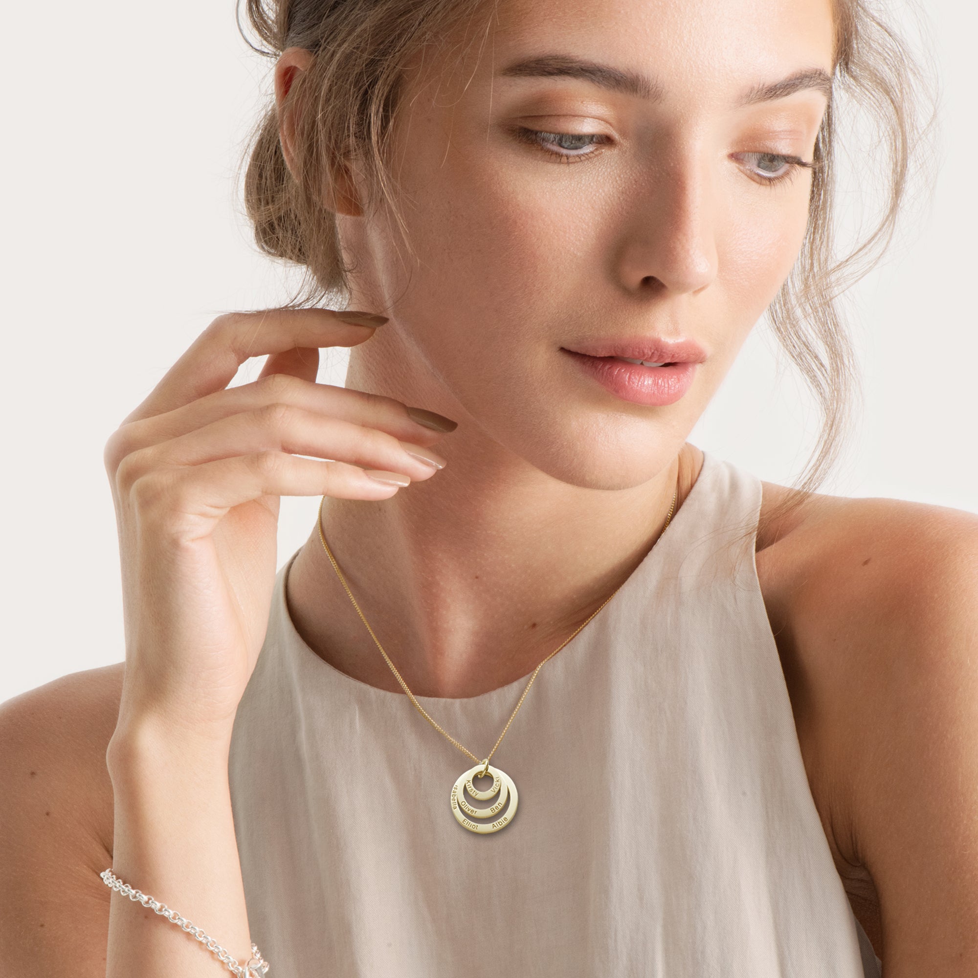 9ct Yellow Gold Triple Disc Personalised Family Necklace