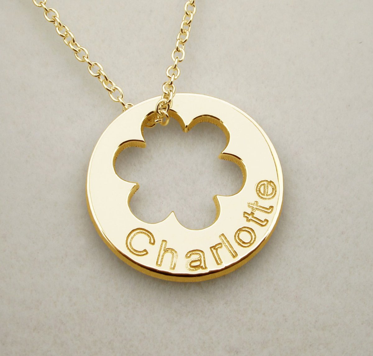 9ct Yellow Gold Engraved Cut Out Flower Disc - Love Silver Jewellery
